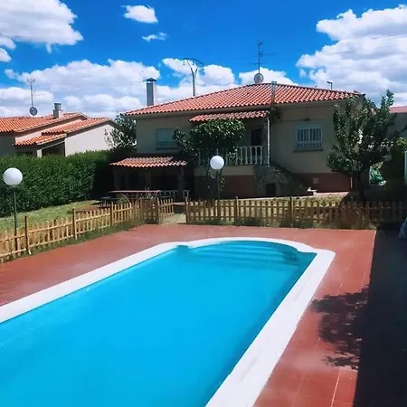 Chalet Piscina Privada Salamanca Vakantiehuis *